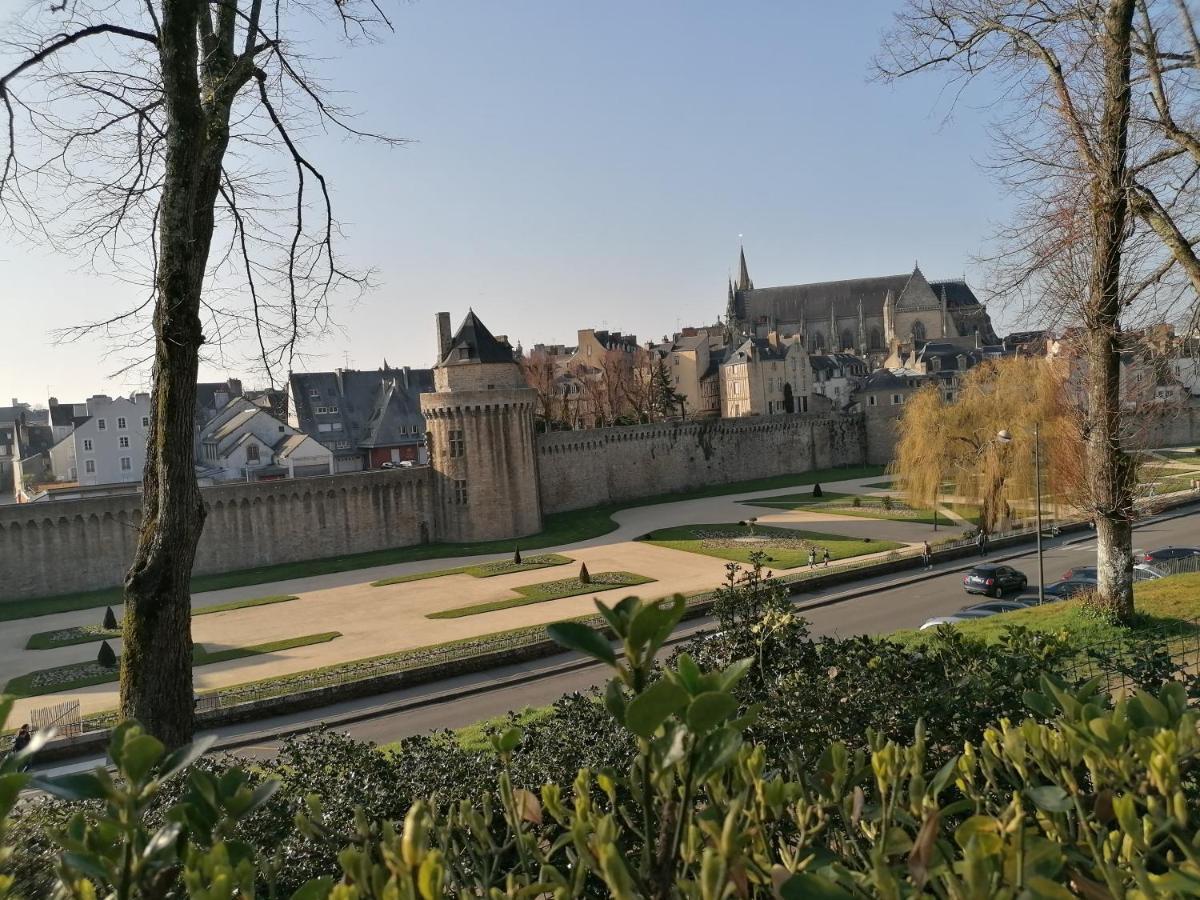 Vannes Au Calme Quartier Port Eksteriør billede